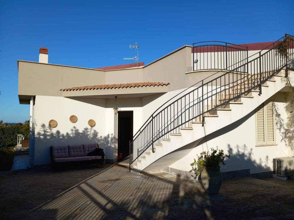 casa indipendente in vendita ad Altavilla Milicia