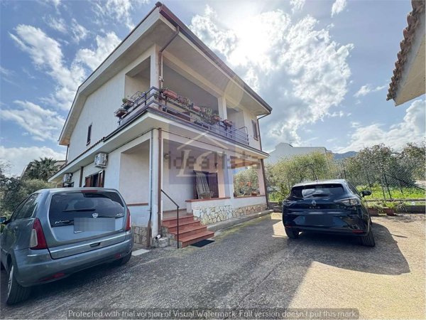 casa indipendente in vendita ad Altavilla Milicia