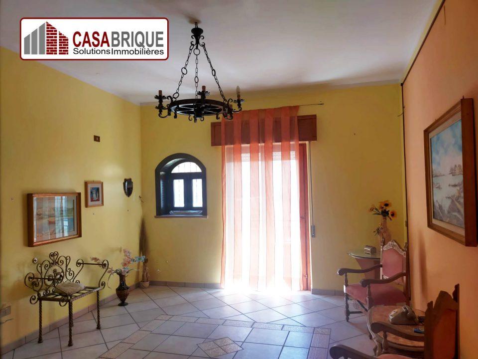 casa indipendente in vendita ad Altavilla Milicia