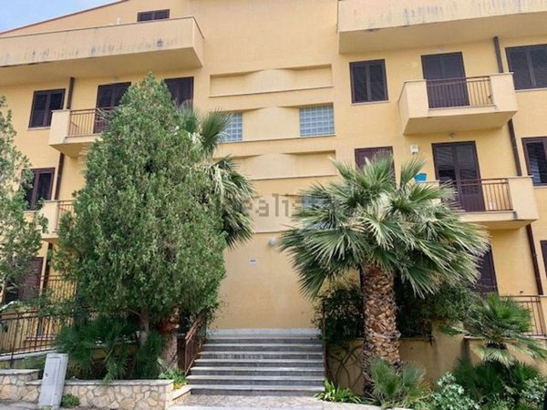 appartamento in vendita ad Altavilla Milicia