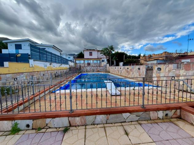 casa indipendente in vendita ad Altavilla Milicia