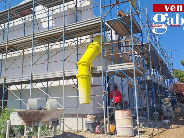 casa indipendente in vendita ad Altavilla Milicia in zona Torre Colonna