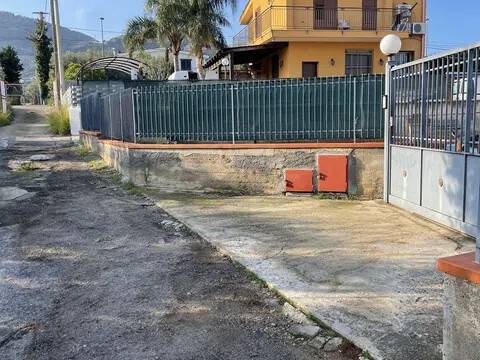 casa indipendente in vendita ad Altavilla Milicia