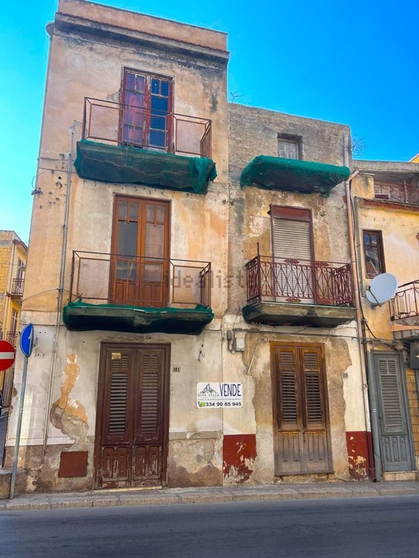 casa indipendente in vendita ad Altavilla Milicia