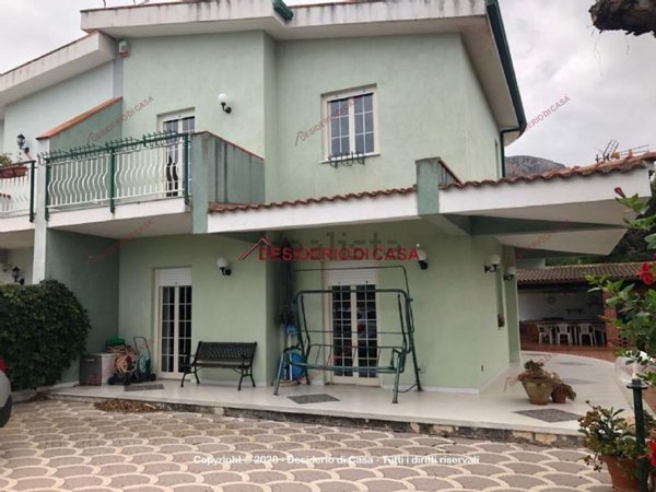 casa indipendente in vendita ad Altavilla Milicia