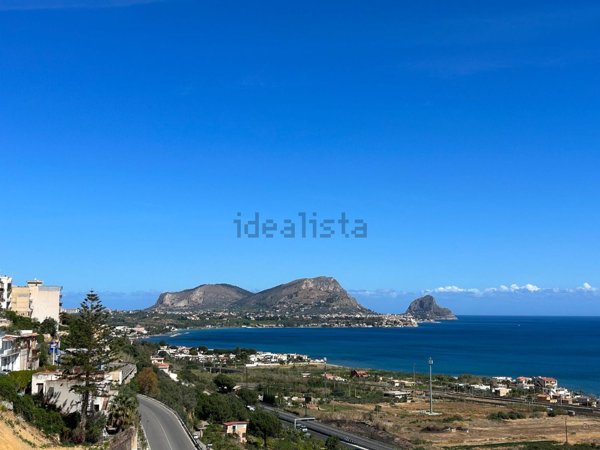 casa indipendente in vendita ad Altavilla Milicia