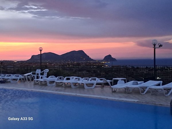 casa indipendente in vendita ad Altavilla Milicia