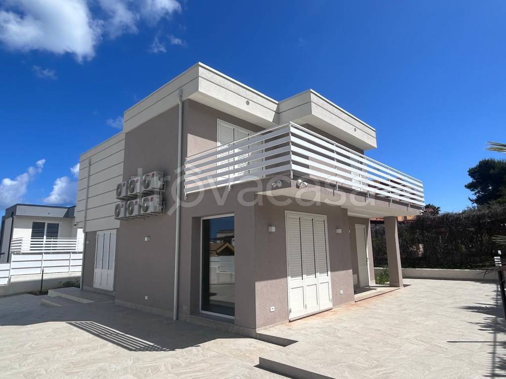 casa indipendente in vendita ad Altavilla Milicia