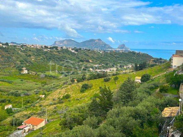 appartamento in vendita ad Altavilla Milicia