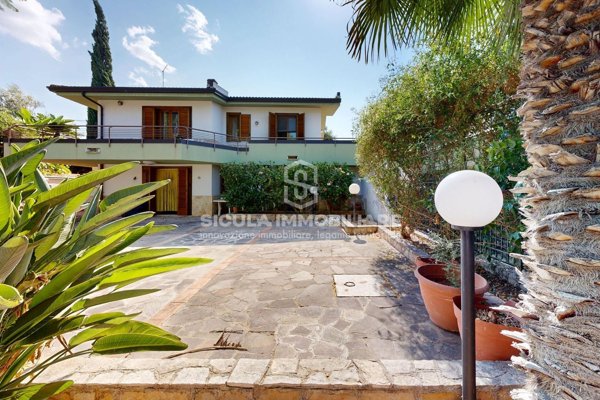 casa indipendente in vendita ad Altavilla Milicia