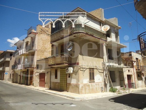 casa indipendente in vendita ad Altavilla Milicia