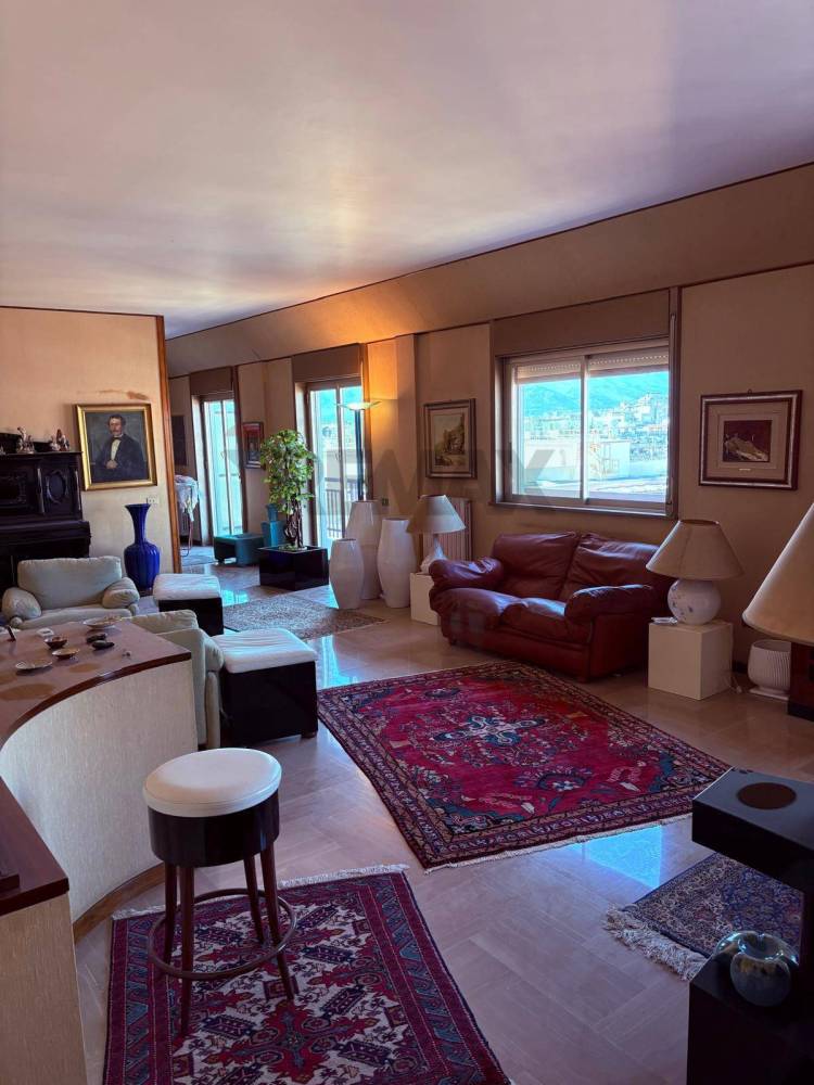 appartamento in vendita ad Altavilla Milicia