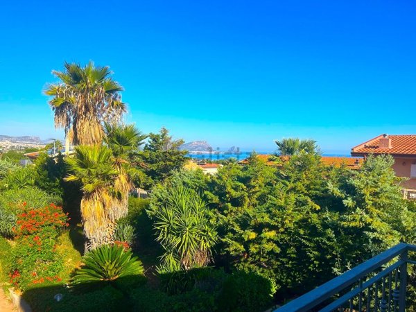 casa indipendente in vendita ad Altavilla Milicia