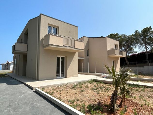 casa indipendente in vendita ad Altavilla Milicia