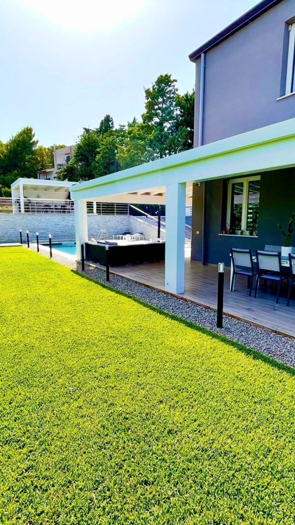 casa indipendente in vendita ad Altavilla Milicia