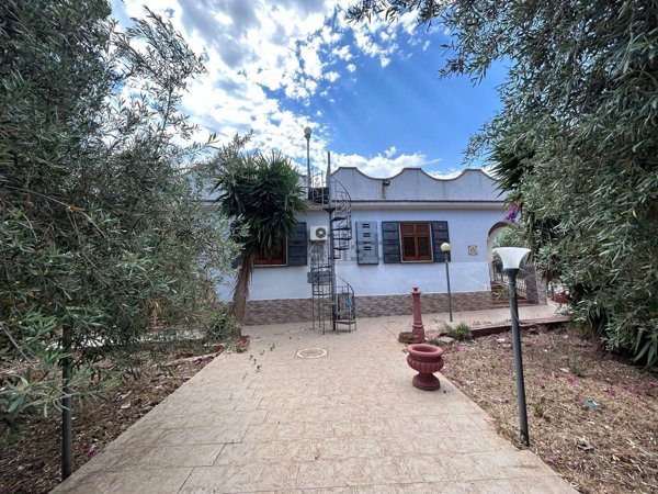 casa indipendente in vendita ad Altavilla Milicia