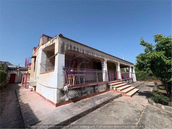 casa indipendente in vendita ad Altavilla Milicia in zona Torre Colonna