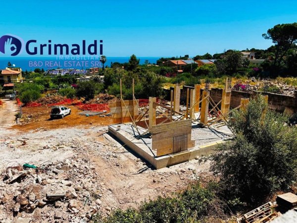 casa indipendente in vendita ad Altavilla Milicia in zona Torre Colonna