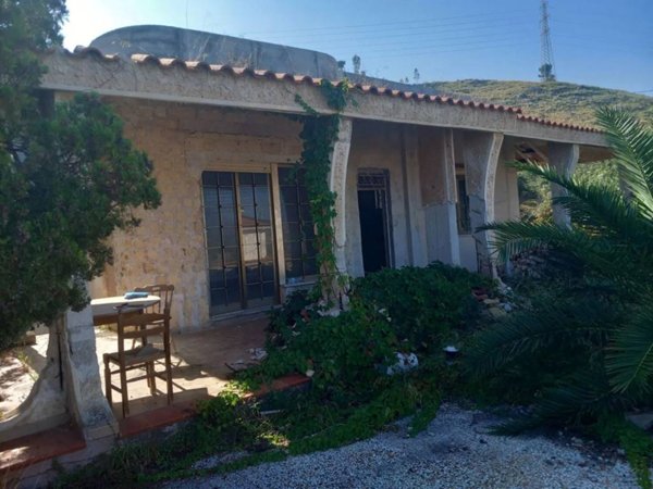 casa indipendente in vendita ad Altavilla Milicia
