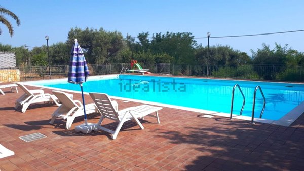 casa indipendente in vendita ad Altavilla Milicia in zona Torre Colonna