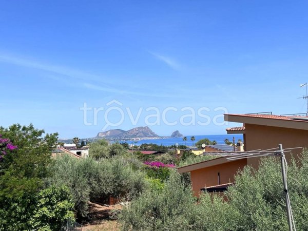 casa indipendente in vendita ad Altavilla Milicia in zona Torre Colonna