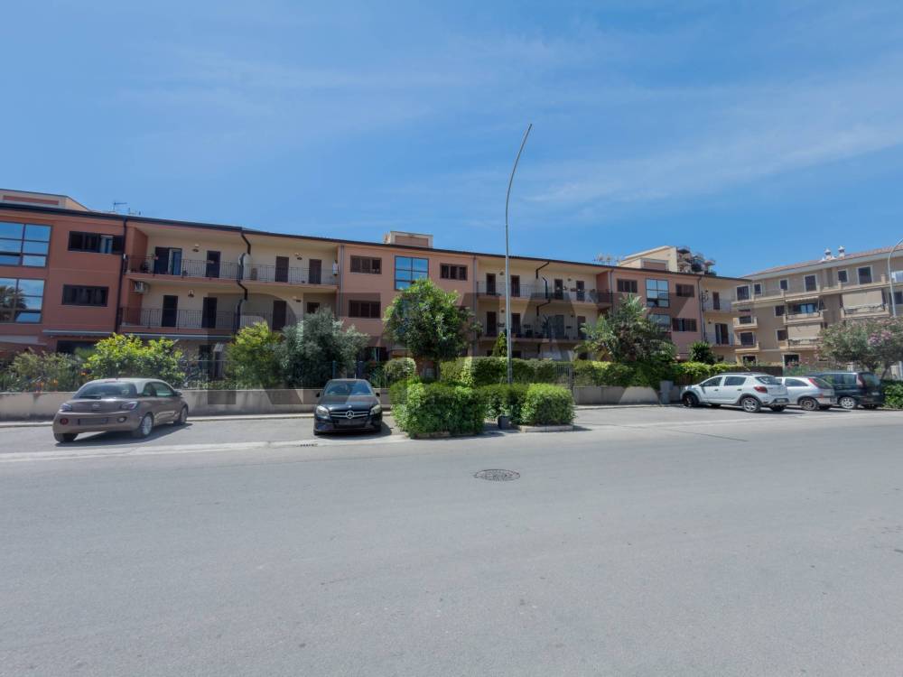appartamento in vendita ad Altavilla Milicia