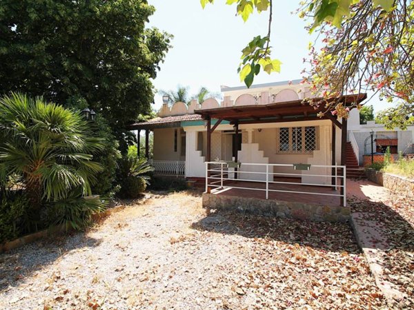 casa indipendente in vendita ad Altavilla Milicia