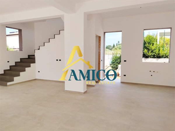 casa indipendente in vendita ad Altavilla Milicia in zona Torre Colonna
