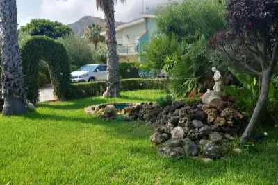 casa indipendente in vendita ad Altavilla Milicia
