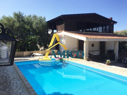casa indipendente in vendita ad Altavilla Milicia in zona Torre Colonna