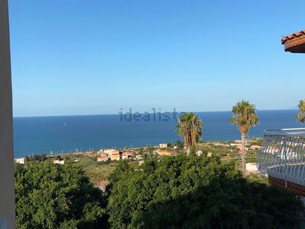 appartamento in vendita ad Altavilla Milicia