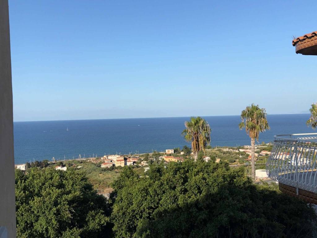 appartamento in vendita ad Altavilla Milicia