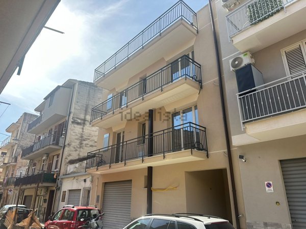 appartamento in vendita ad Altavilla Milicia