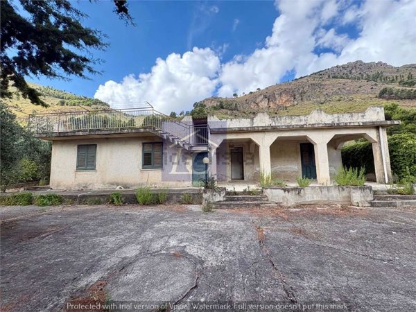 casa indipendente in vendita ad Altavilla Milicia