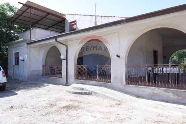 casa indipendente in vendita ad Altofonte