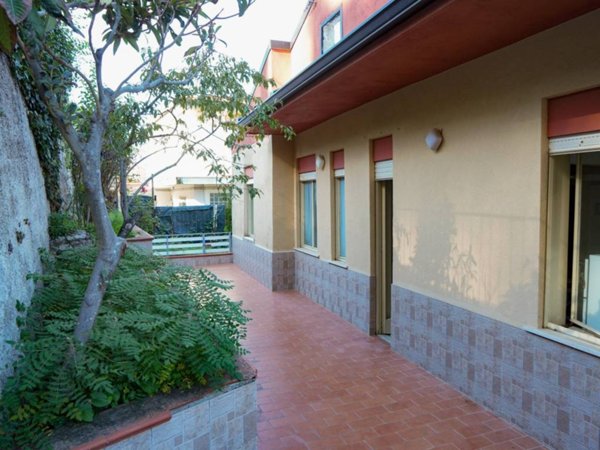 casa indipendente in vendita ad Altofonte
