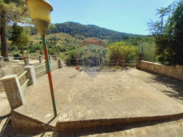 casa indipendente in vendita ad Altofonte
