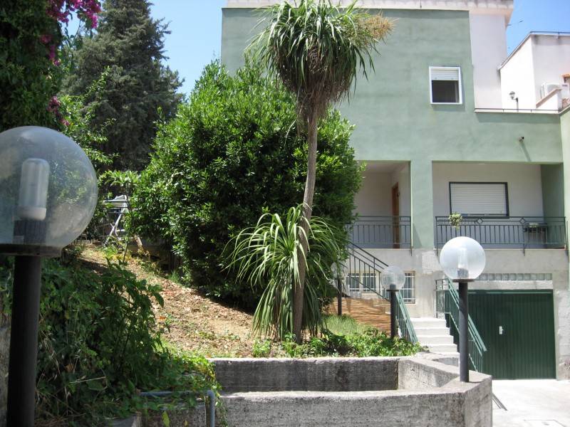 casa indipendente in vendita ad Altofonte