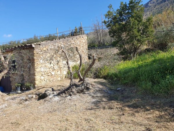 terreno agricolo in vendita ad Altofonte in zona Piano Maglio