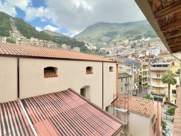 intera palazzina in vendita ad Altofonte