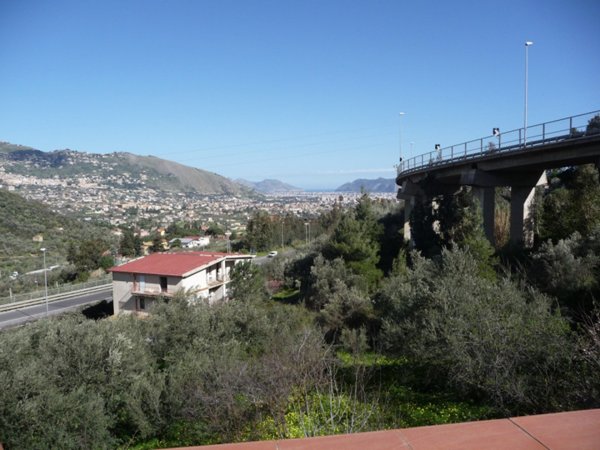 casa indipendente in vendita ad Altofonte in zona Piano Maglio