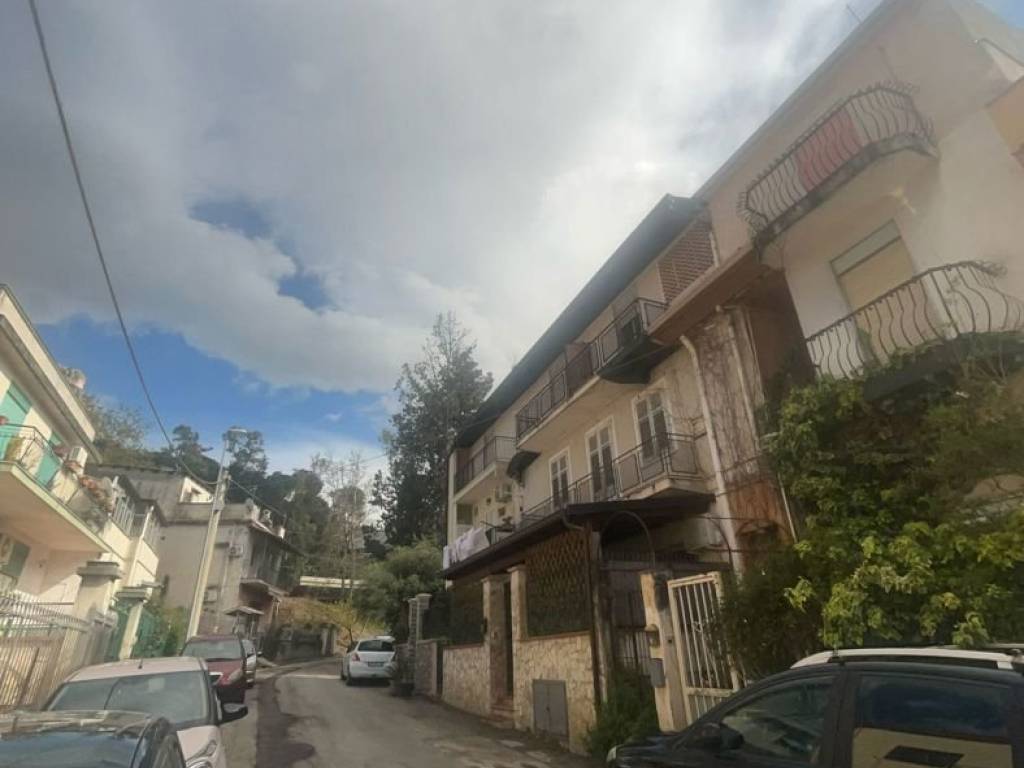 appartamento in vendita ad Altofonte in zona Piano Maglio