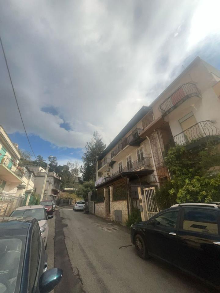 appartamento in vendita ad Altofonte in zona Piano Maglio