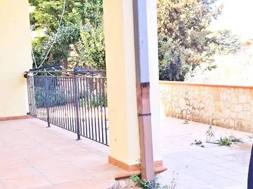 casa indipendente in vendita ad Altofonte