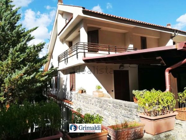 casa indipendente in vendita ad Altofonte