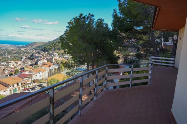 casa indipendente in vendita ad Altofonte