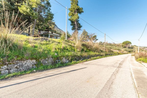 casa indipendente in vendita ad Altofonte