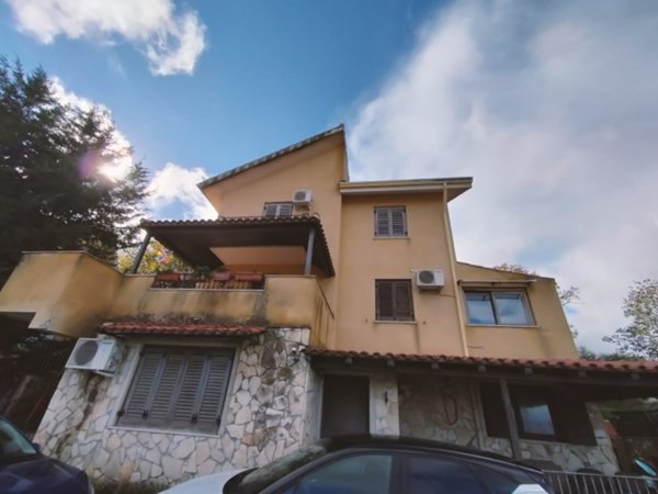 casa indipendente in vendita ad Altofonte