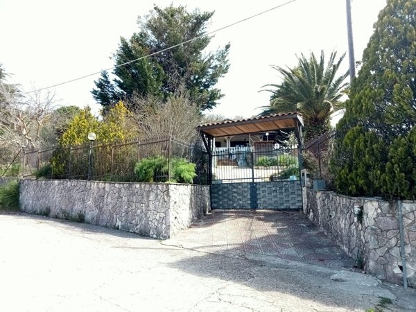 casa indipendente in vendita ad Altofonte