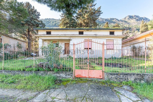 casa indipendente in vendita ad Altofonte